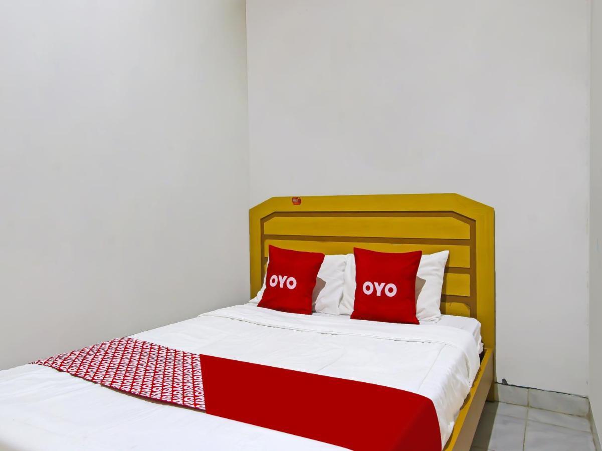 Oyo 3060 Al Fatih Guest House Syariah Тегал Екстериор снимка